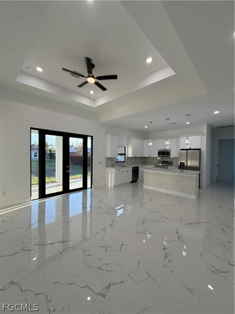 3903 17th Street SW Lehigh Acres FL 33976