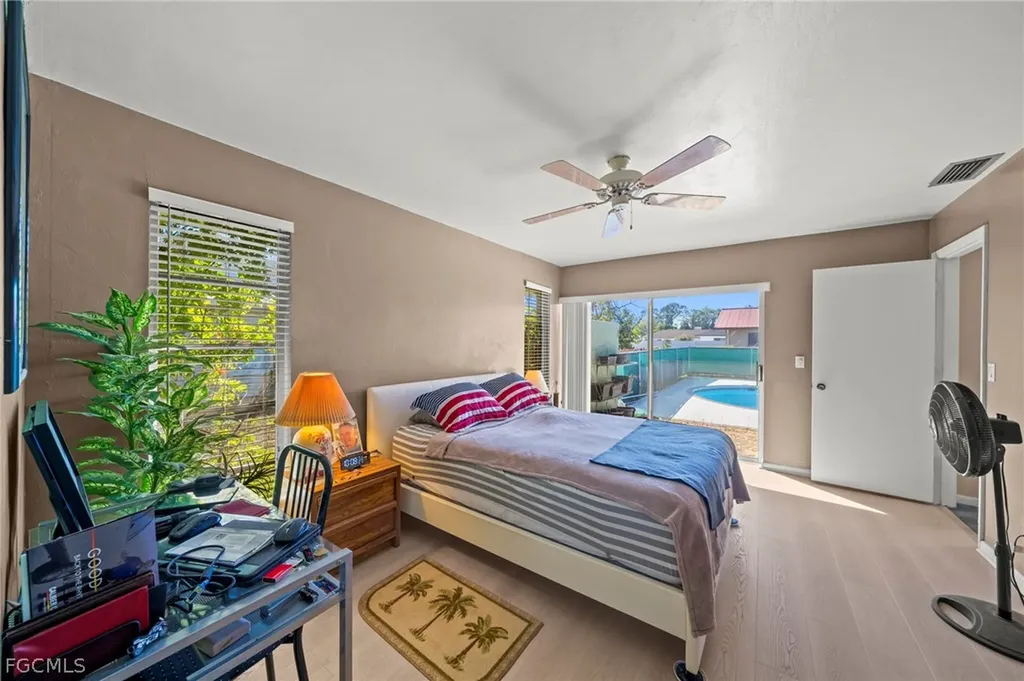 2172 Lochmoor Circle North Fort Myers FL 33903