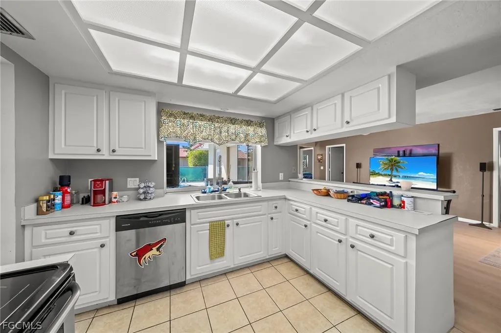 2172 Lochmoor Circle North Fort Myers FL 33903