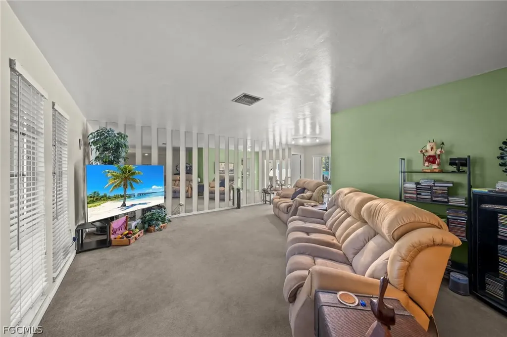 2172 Lochmoor Circle North Fort Myers FL 33903