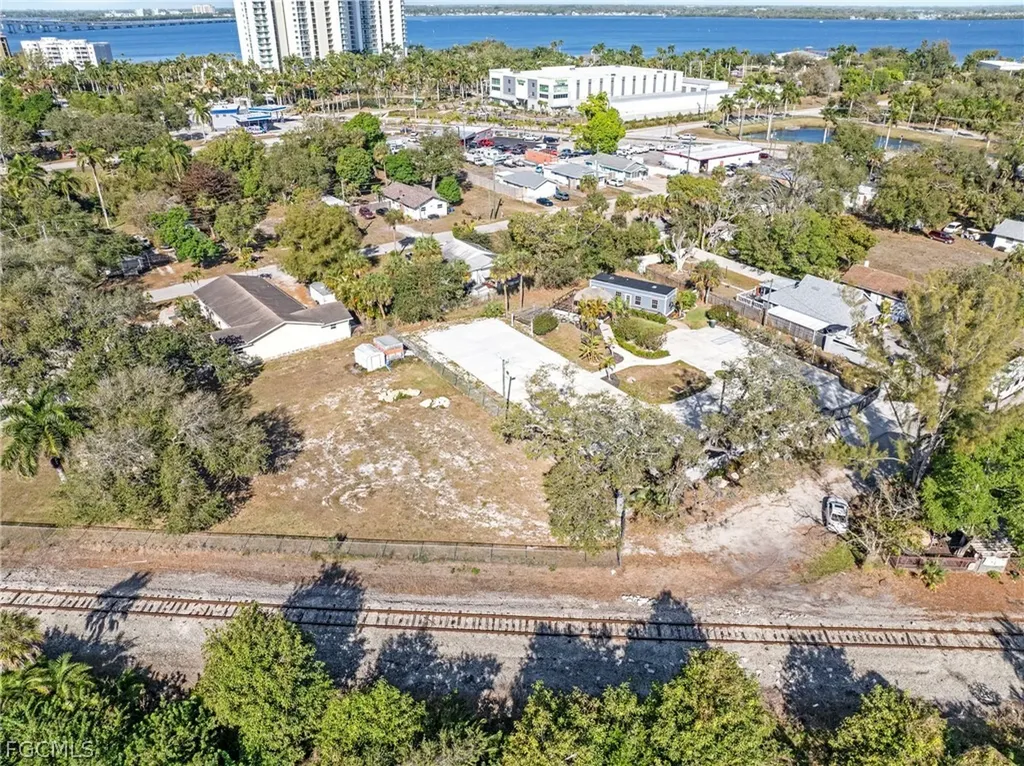 1280 & 1290 Williams Street Fort Myers FL 33916