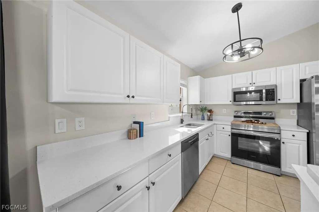 2241 NW 2nd Avenue Cape Coral FL 33993
