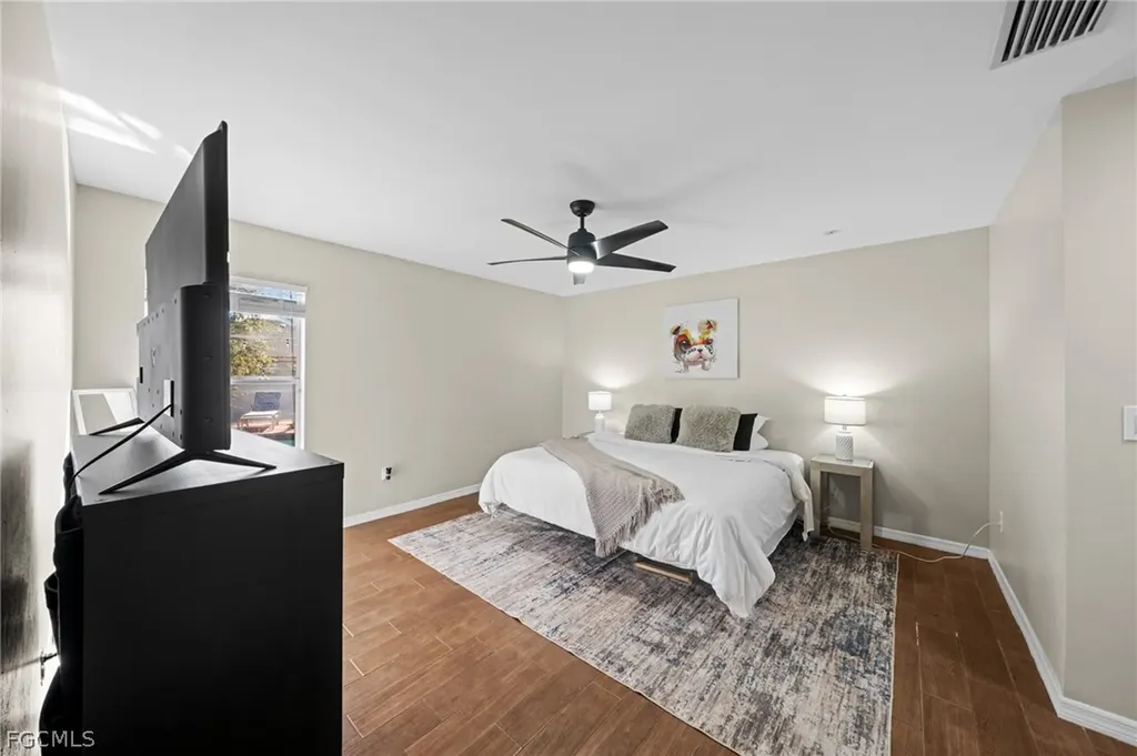 2241 NW 2nd Avenue Cape Coral FL 33993
