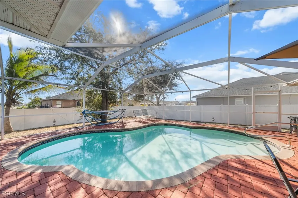 2241 NW 2nd Avenue Cape Coral FL 33993