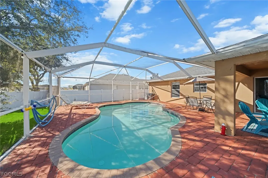 2241 NW 2nd Avenue Cape Coral FL 33993
