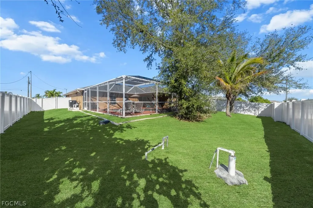 2241 NW 2nd Avenue Cape Coral FL 33993