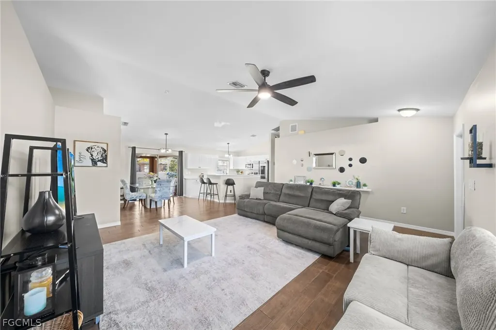 2241 NW 2nd Avenue Cape Coral FL 33993