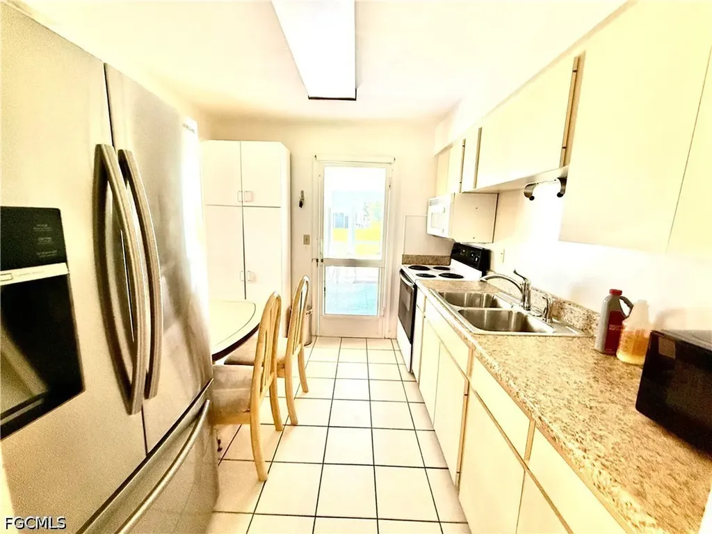 4 Desert Ash Court Lehigh Acres FL 33936