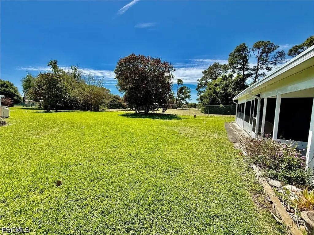4 Desert Ash Court Lehigh Acres FL 33936