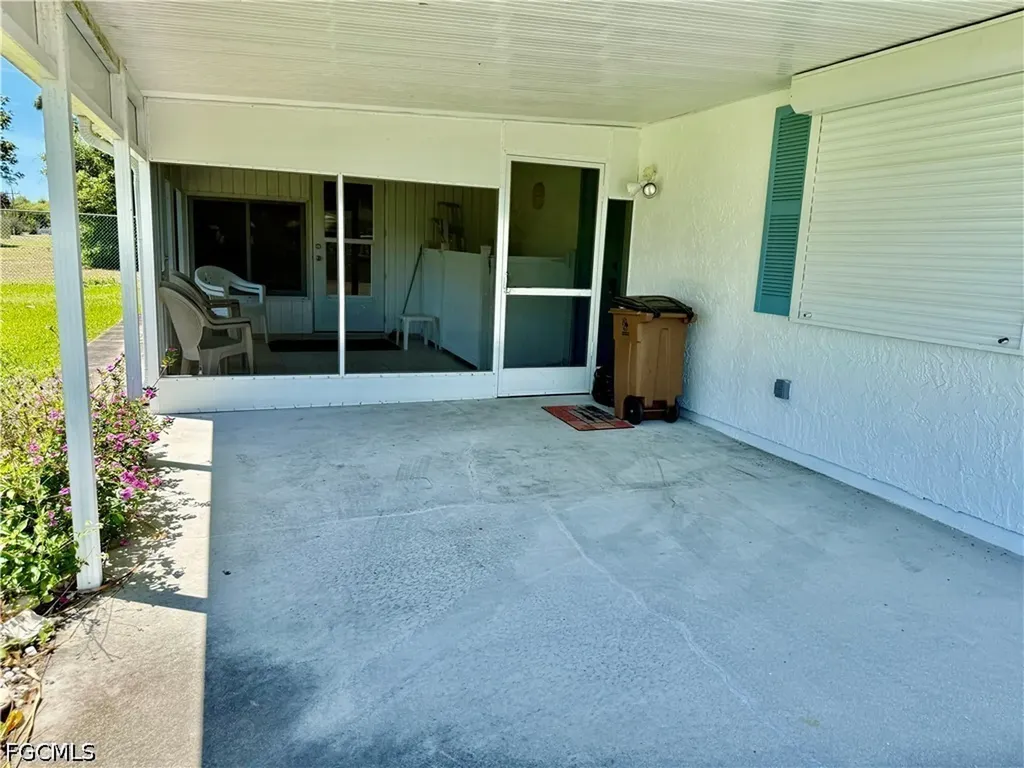 4 Desert Ash Court Lehigh Acres FL 33936