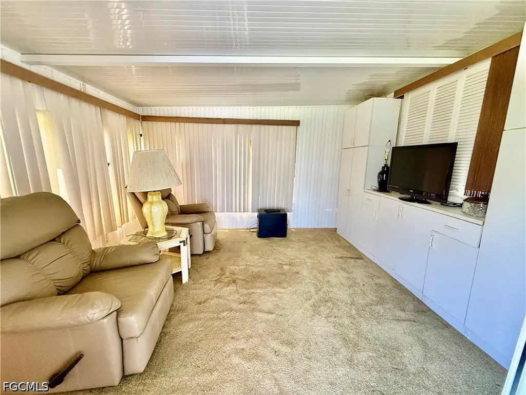 4 Desert Ash Court Lehigh Acres FL 33936