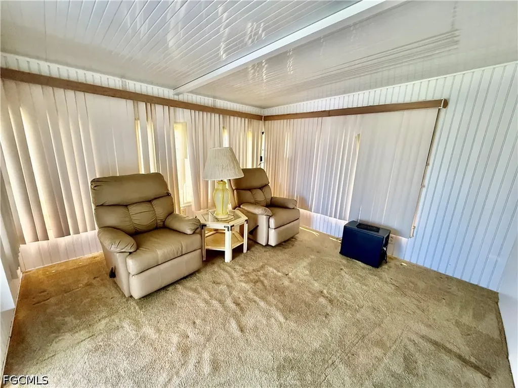 4 Desert Ash Court Lehigh Acres FL 33936