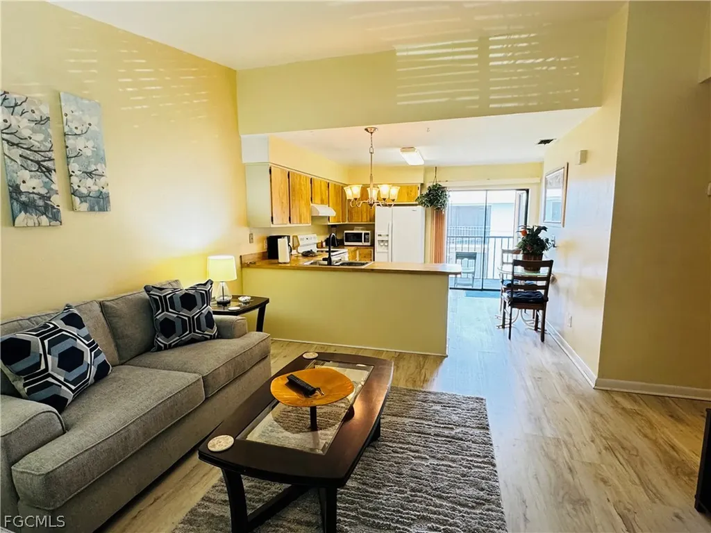 4903 Vincennes Street Cape Coral FL 33904