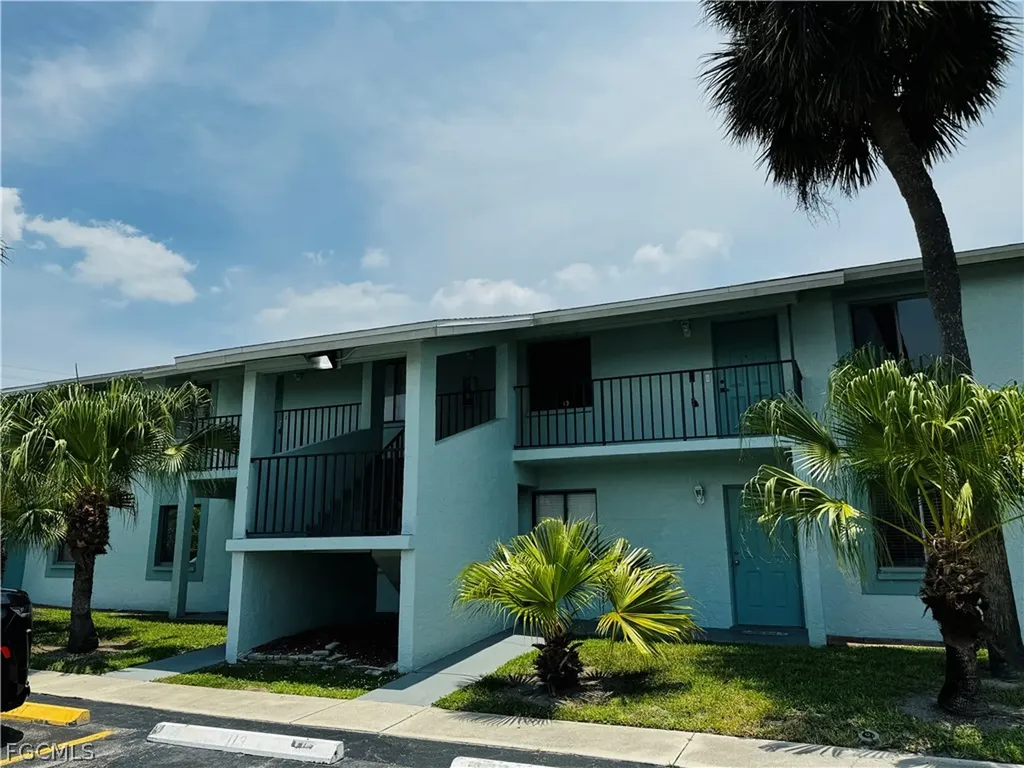 4903 Vincennes Street Cape Coral FL 33904