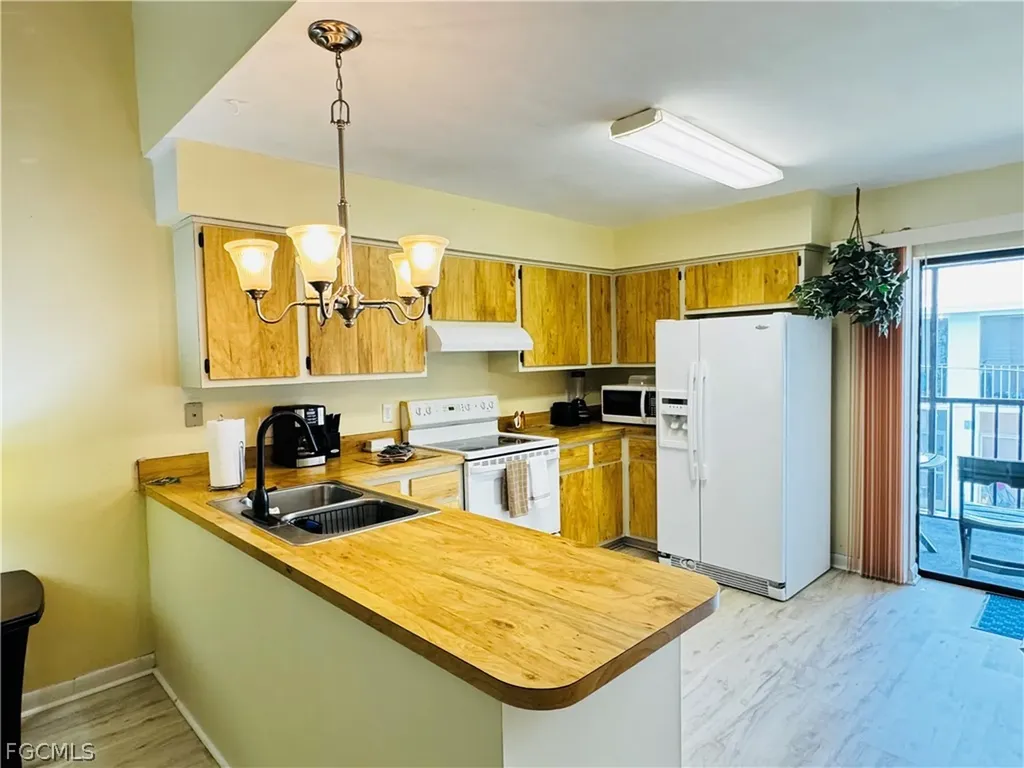 4903 Vincennes Street Cape Coral FL 33904