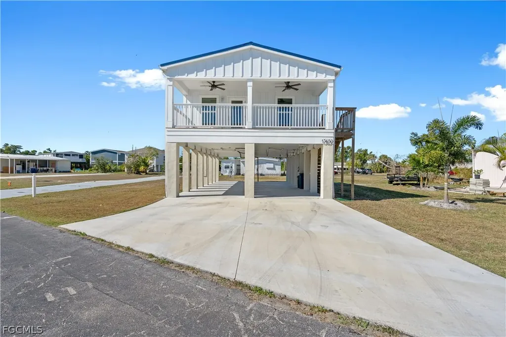 13650 Knot Drive Fort Myers FL 33908