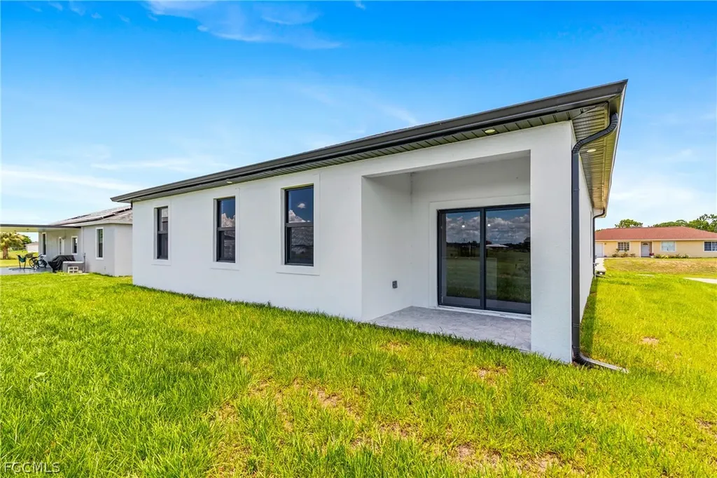 7071 Tide Circle Labelle FL 33935