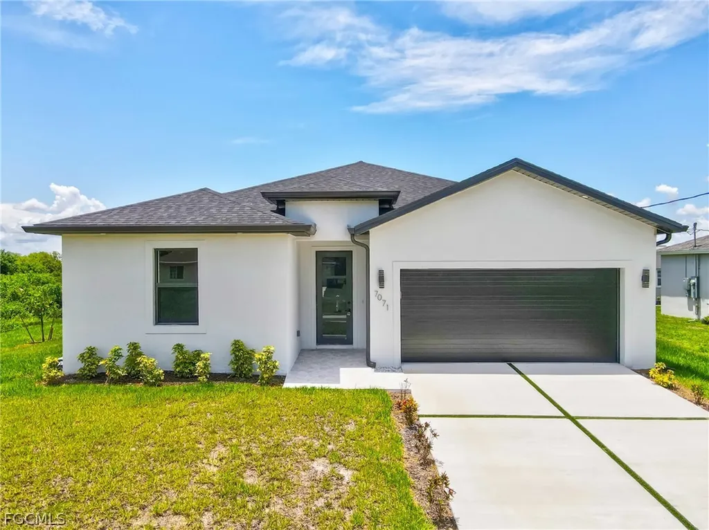 7071 Tide Circle Labelle FL 33935