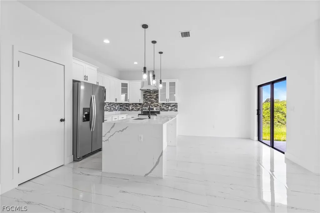 7071 Tide Circle Labelle FL 33935