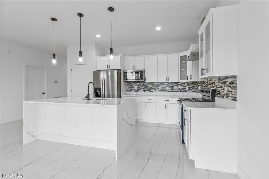 7071 Tide Circle Labelle FL 33935
