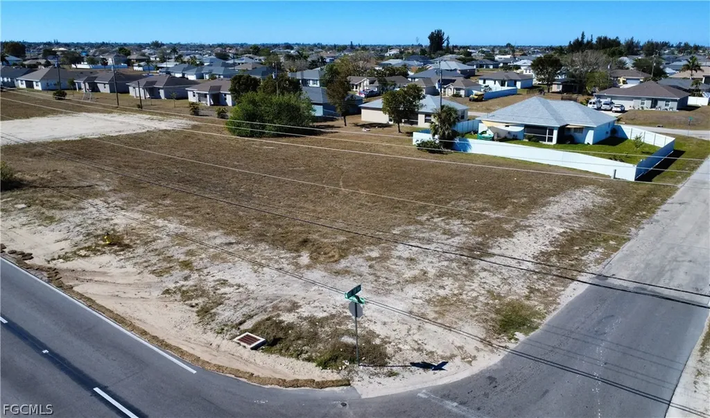 1910 Andalusia Boulevard Cape Coral FL 33909