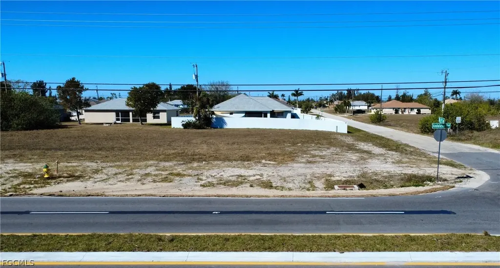 1910 Andalusia Boulevard Cape Coral FL 33909