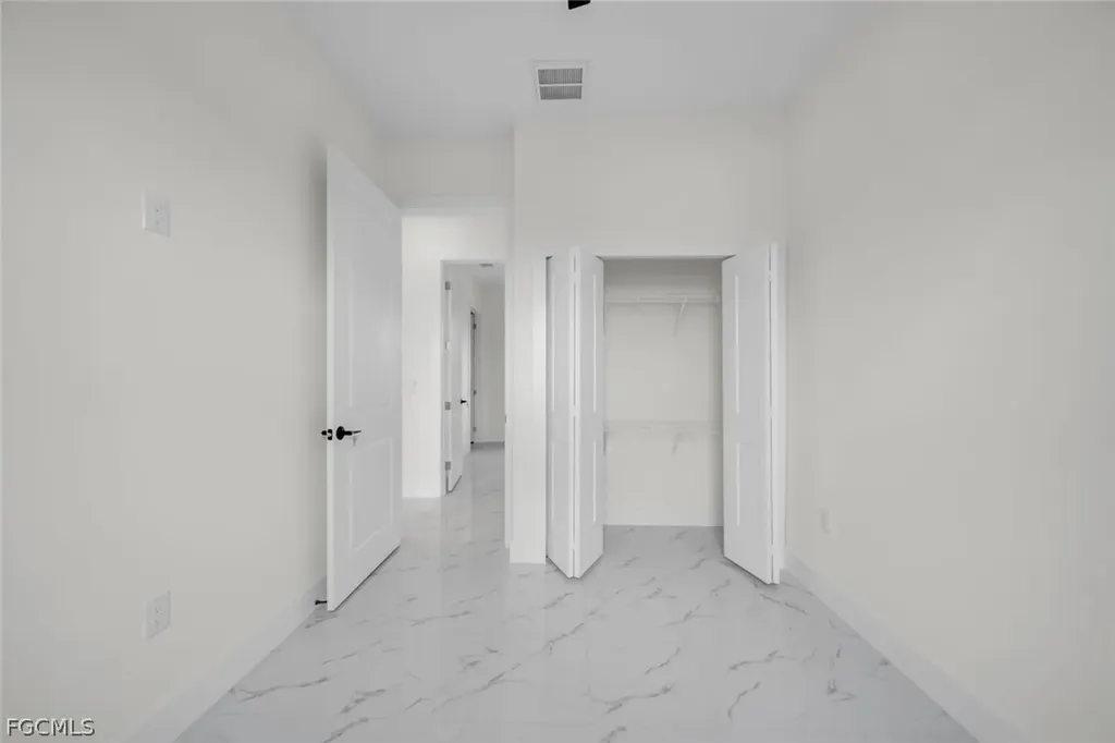 4003 10th Street SW Lehigh Acres FL 33976
