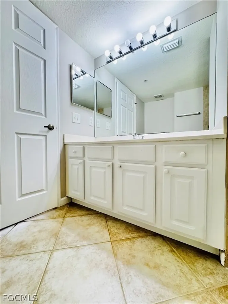 4109 Residence Drive Fort Myers FL 33901