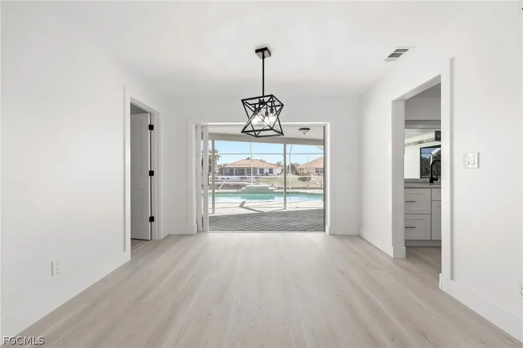 1124 SE 31st Street Cape Coral FL 33904