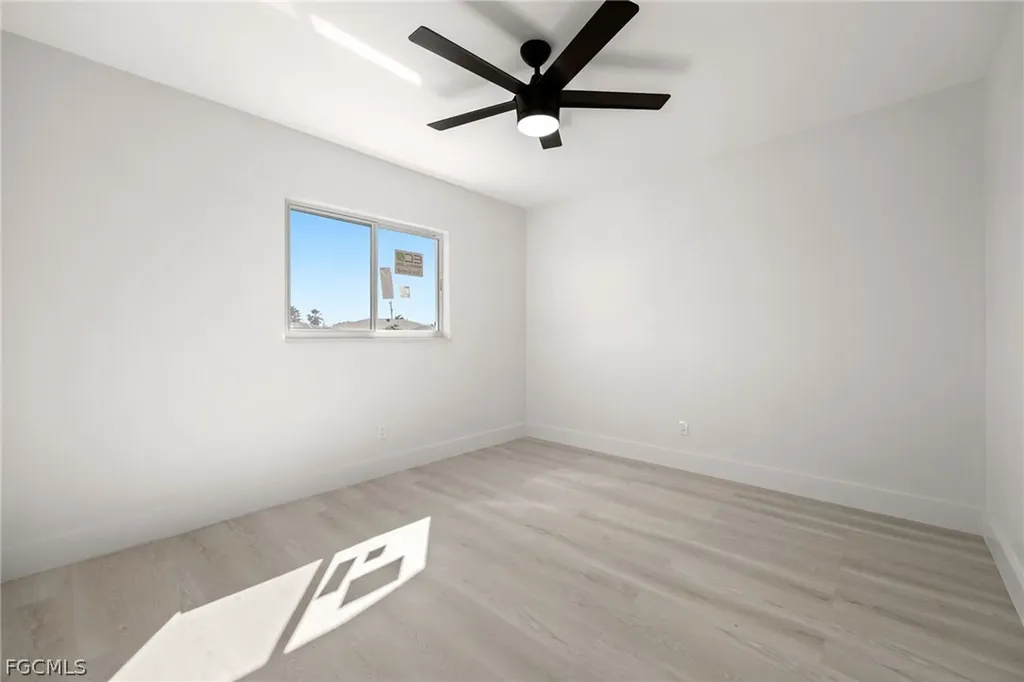 1124 SE 31st Street Cape Coral FL 33904
