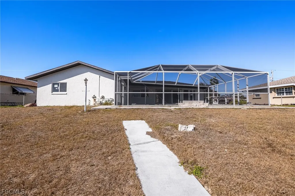 1124 SE 31st Street Cape Coral FL 33904