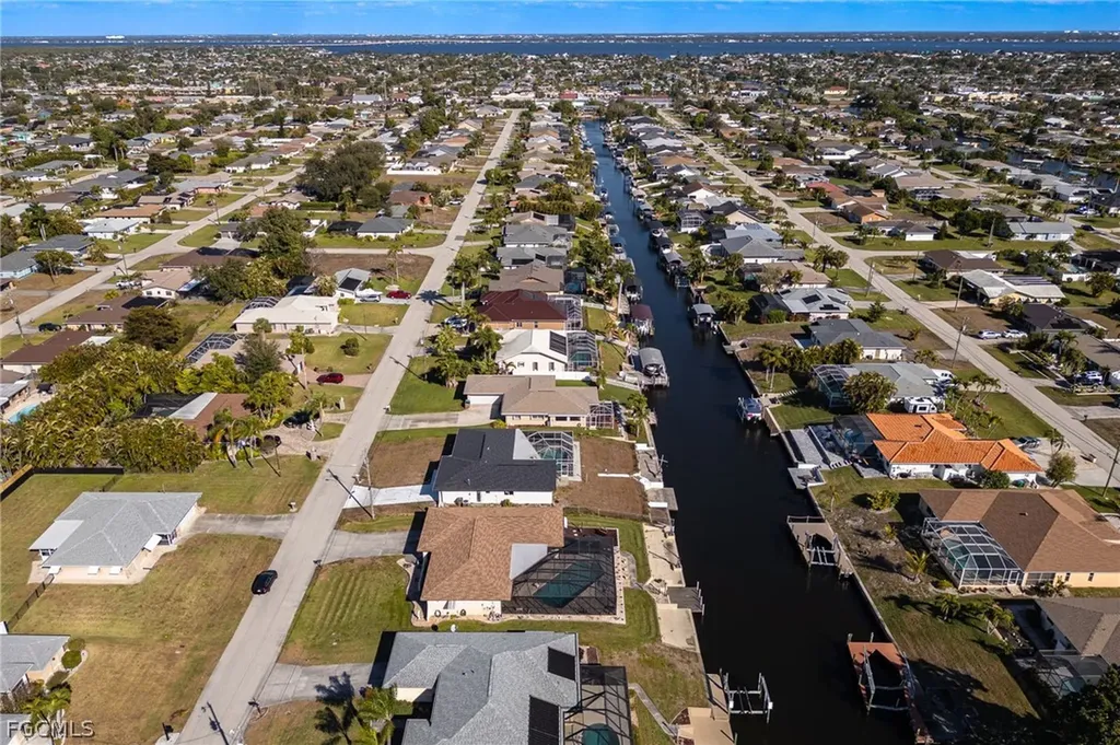 1124 SE 31st Street Cape Coral FL 33904