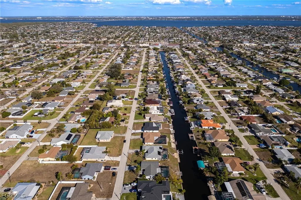 1124 SE 31st Street Cape Coral FL 33904