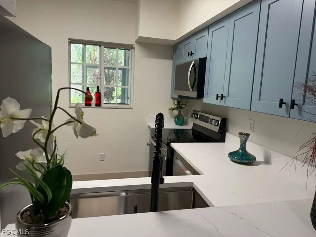 8423 Bernwood Cove Loop Fort Myers FL 33966