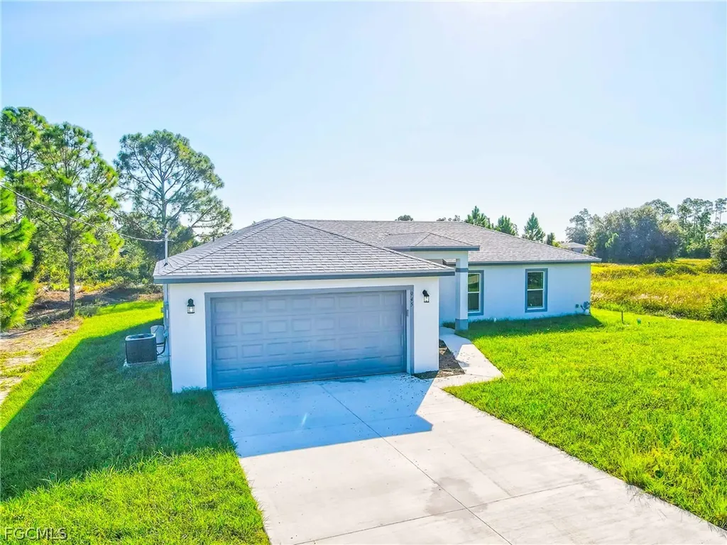1246 Ecclesia Street E Lehigh Acres FL 33974