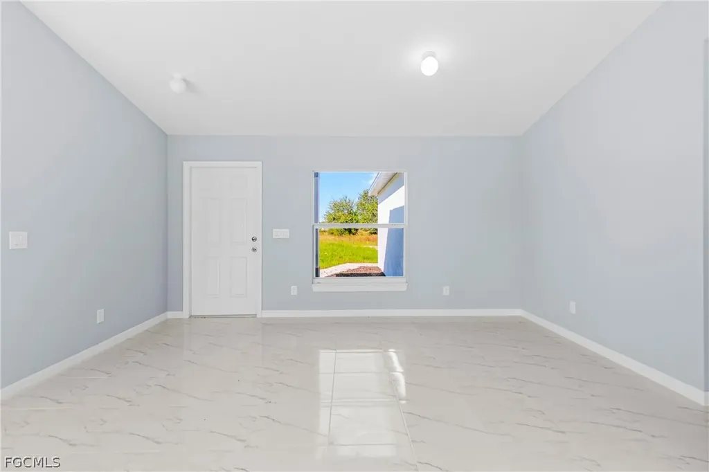 1246 Ecclesia Street E Lehigh Acres FL 33974