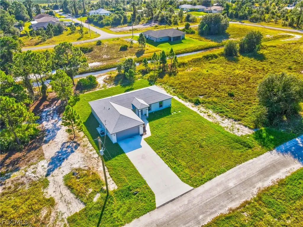 1246 Ecclesia Street E Lehigh Acres FL 33974