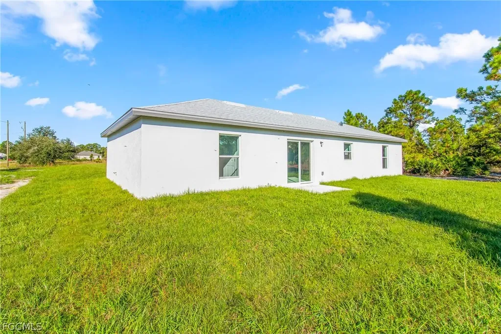 1246 Ecclesia Street E Lehigh Acres FL 33974