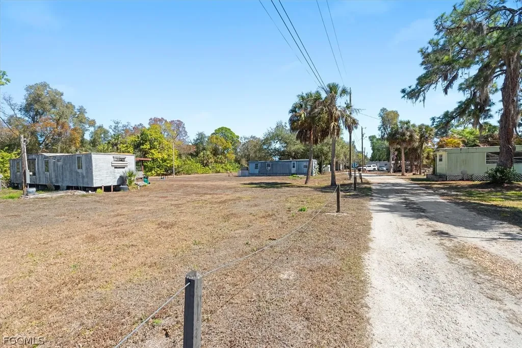 344-380 San Jose Street North Fort Myers FL 33903