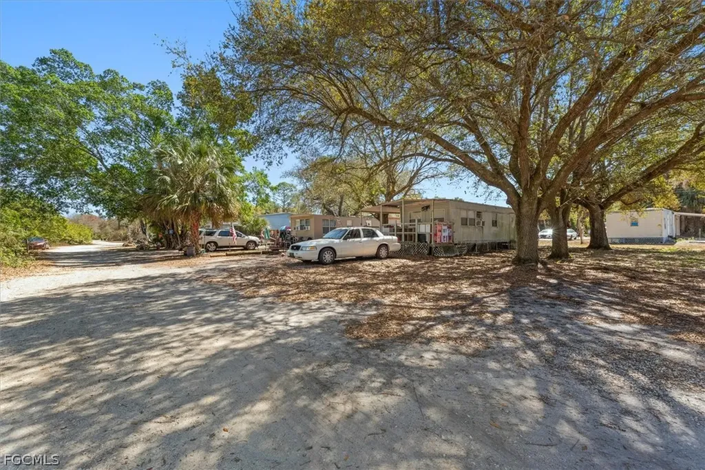 344-380 San Jose Street North Fort Myers FL 33903