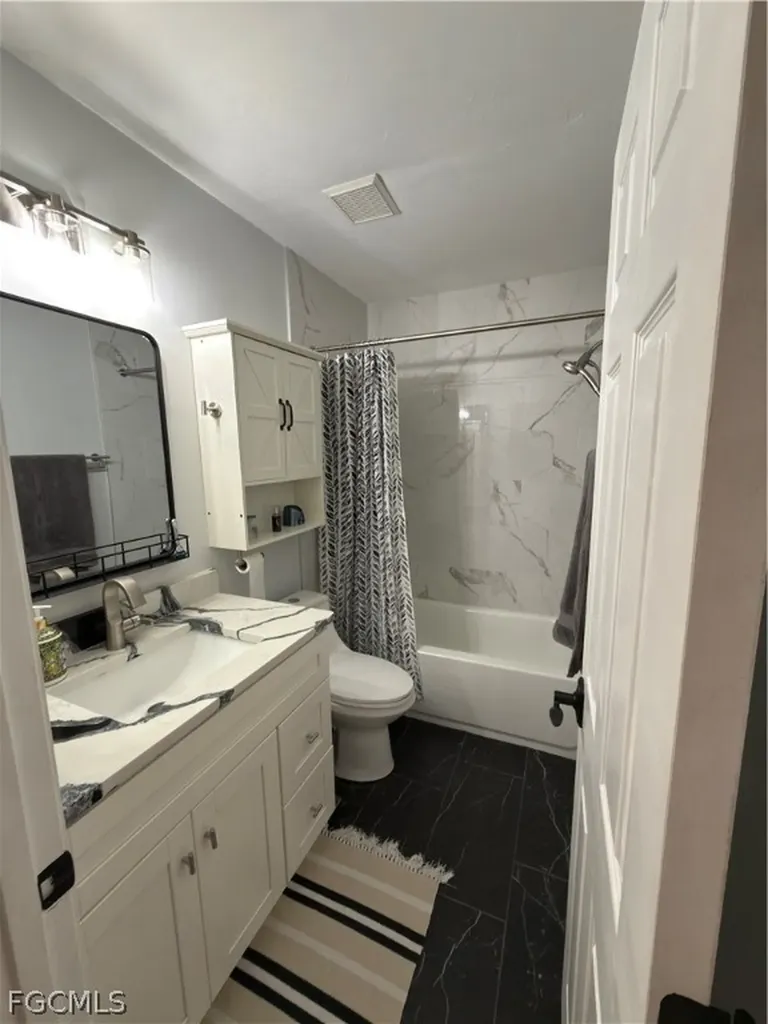6641 Rolland Court Fort Myers FL 33908