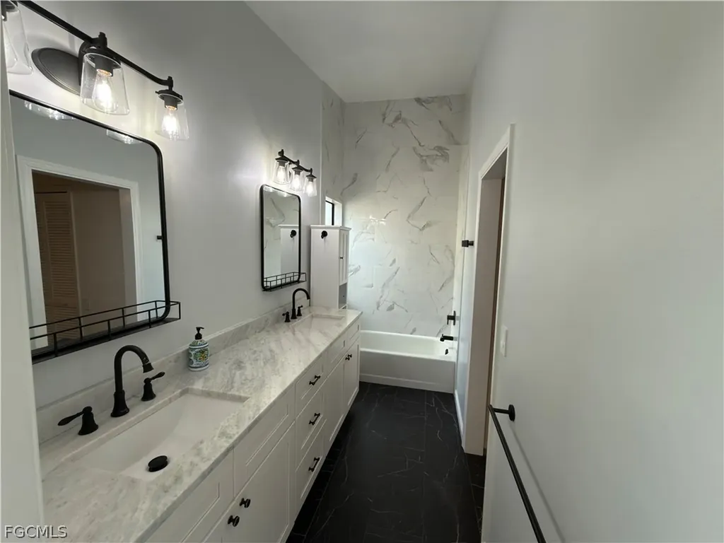 6641 Rolland Court Fort Myers FL 33908