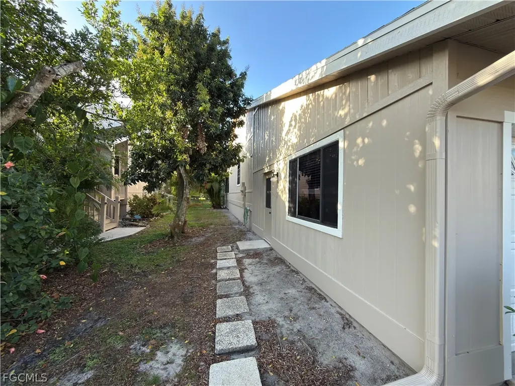 6641 Rolland Court Fort Myers FL 33908