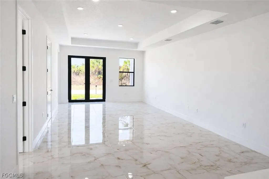 9005 Penny Circle Labelle FL 33935