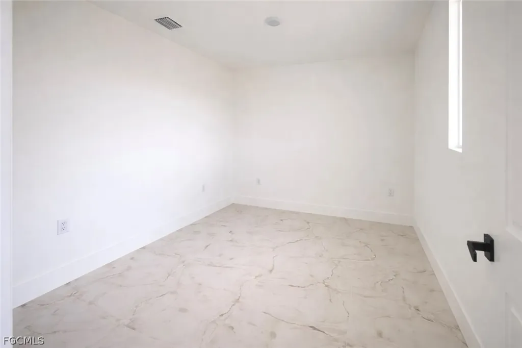 9005 Penny Circle Labelle FL 33935