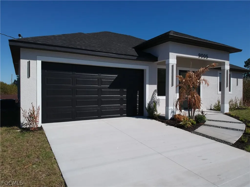 9005 Penny Circle Labelle FL 33935