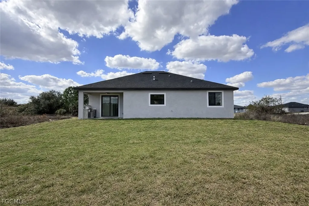 9005 Penny Circle Labelle FL 33935