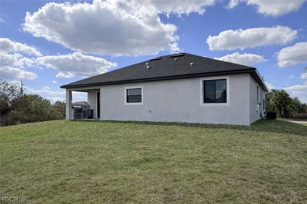 9005 Penny Circle Labelle FL 33935