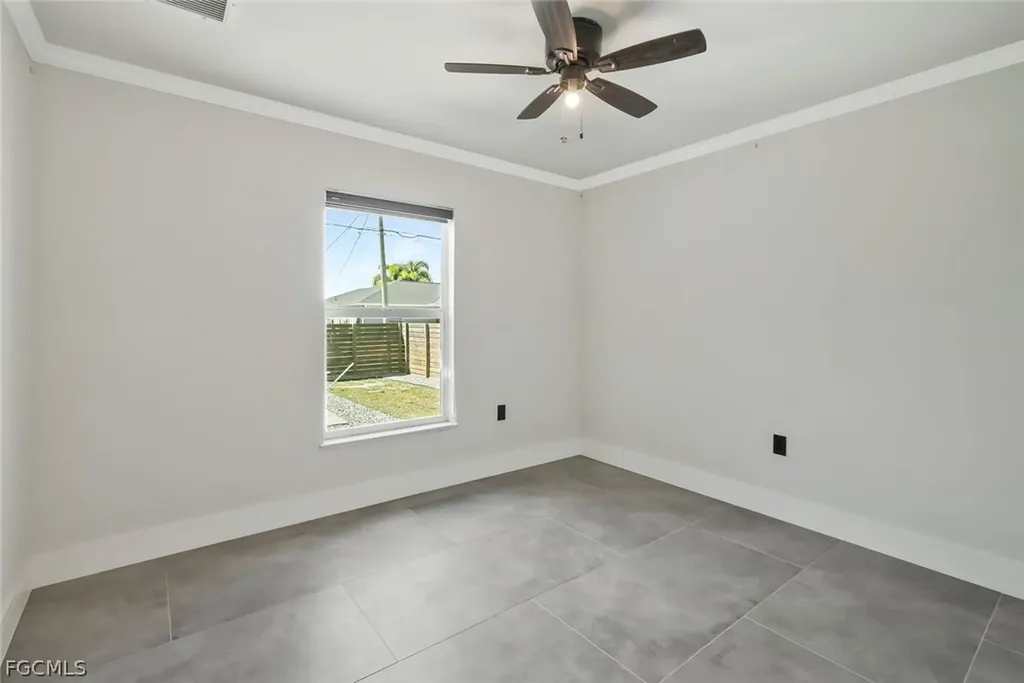 2200 NE 9th Avenue Cape Coral FL 33909