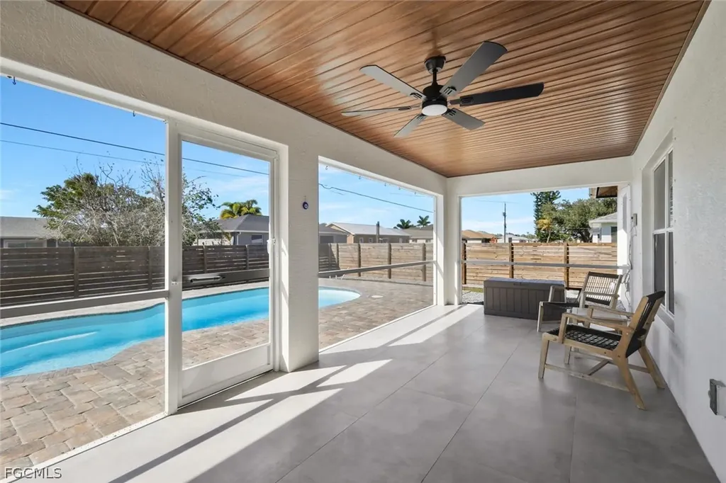 2200 NE 9th Avenue Cape Coral FL 33909